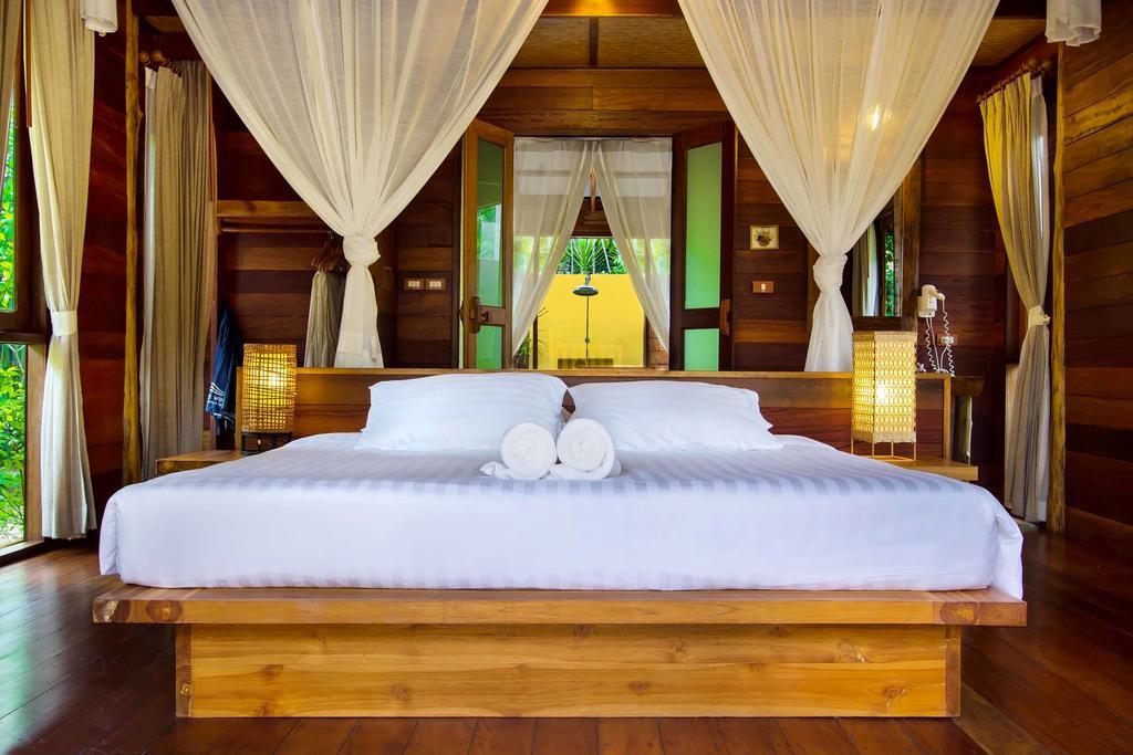 Keeree Waree Seaside Villa Bang Saphan Ngoại thất bức ảnh