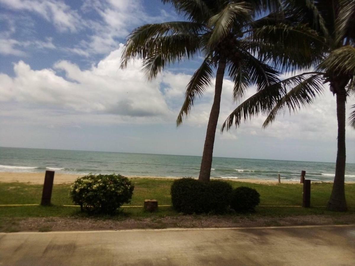 Keeree Waree Seaside Villa Bang Saphan Ngoại thất bức ảnh